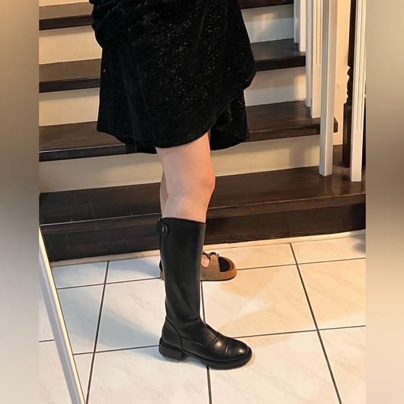 Black Leather Riding Boots - Picture 8 of 8